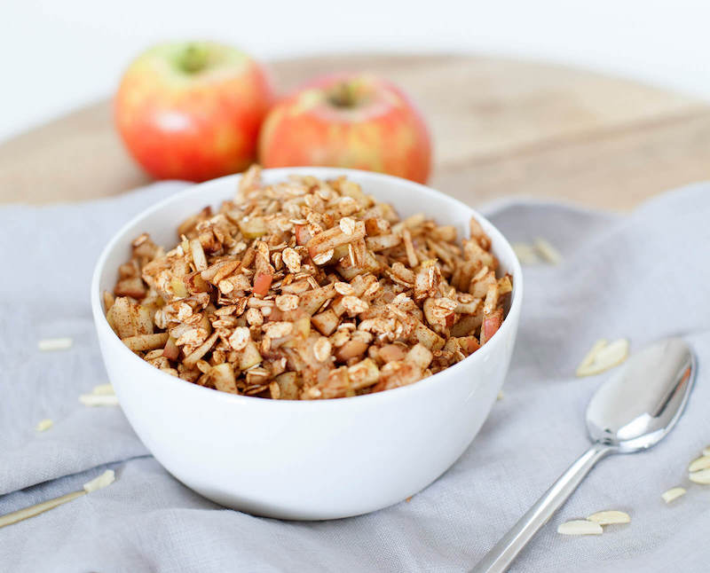 Apfel-Mandel-Müsli. Rezept, Gericht, Kochbuch